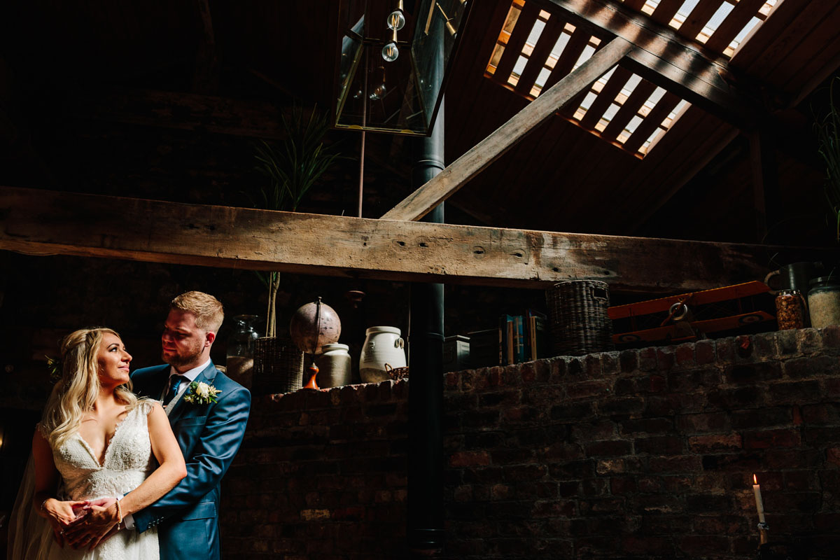 hidden room Holmes Mill wedding venue bride groom portraits 
