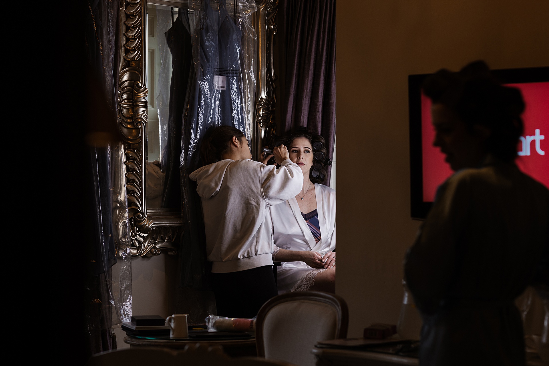 Mitton Hall wedding venue bridal prep bridesmiads makeup hair 