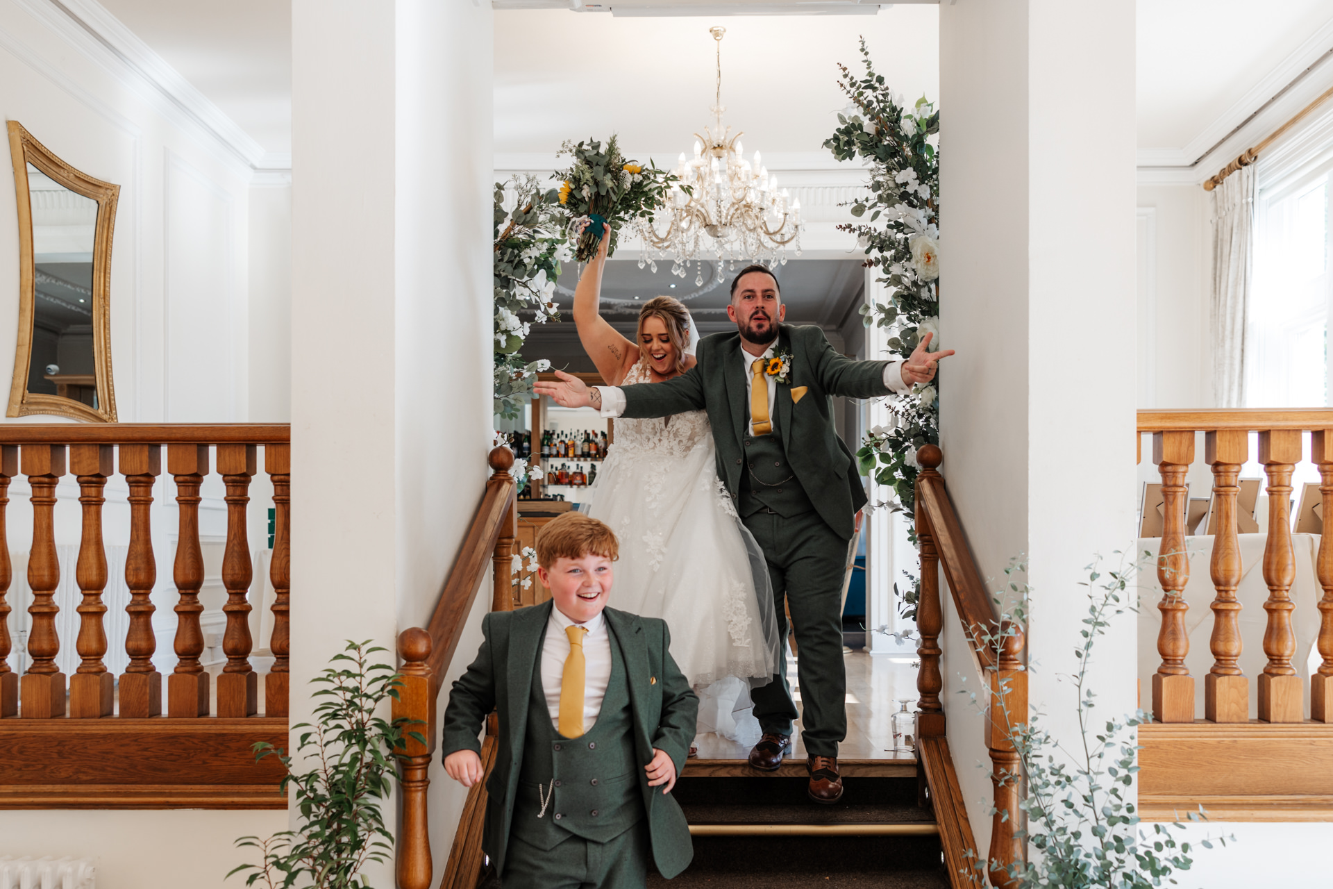 West Towercolourful green's and sunflower blooms wedding photography